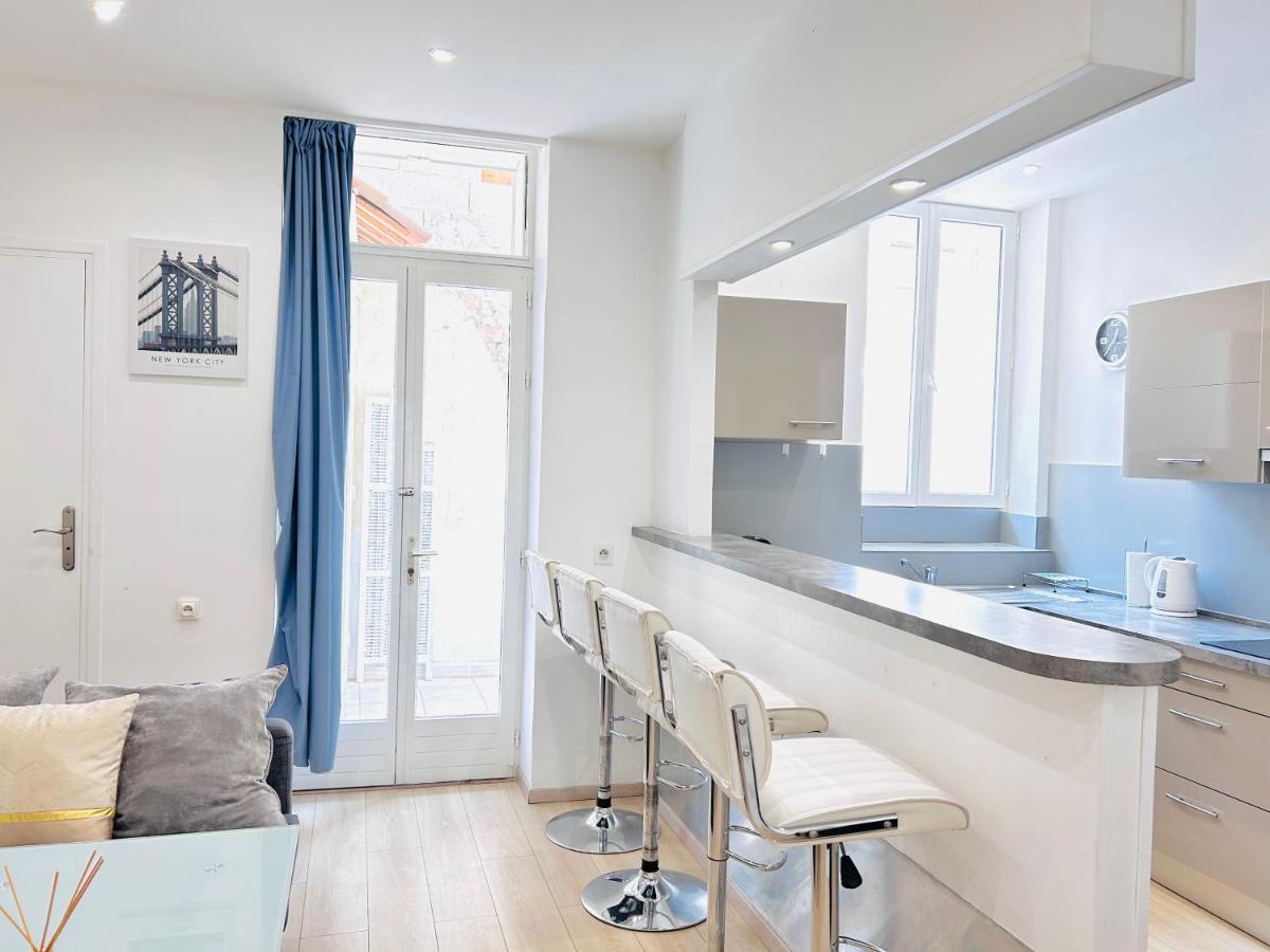 1 Bedroom Flat With Balcony Cannes Center Croisette 6Ppl Exteriör bild