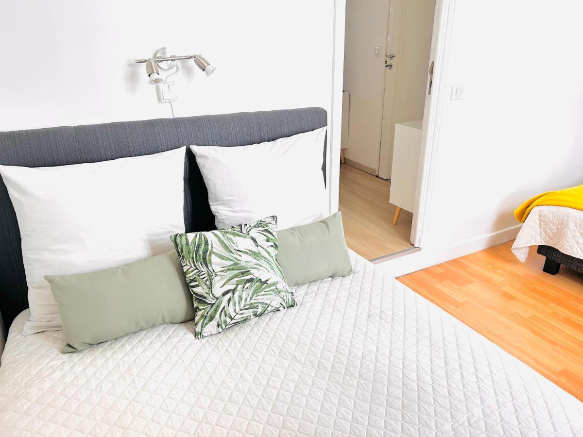1 Bedroom Flat With Balcony Cannes Center Croisette 6Ppl Exteriör bild