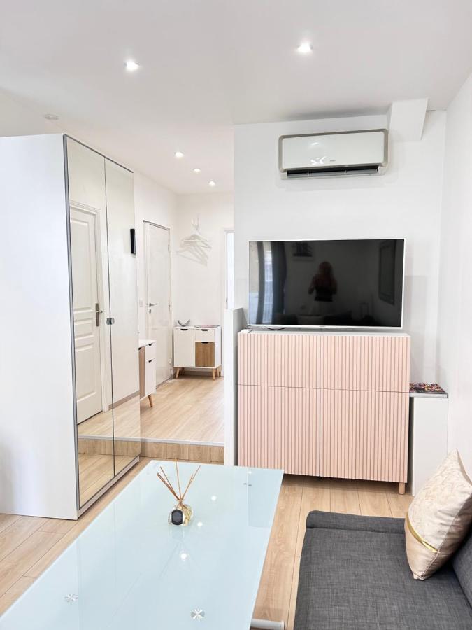 1 Bedroom Flat With Balcony Cannes Center Croisette 6Ppl Exteriör bild